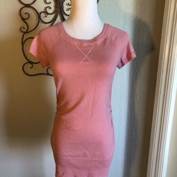 Short sleeved fitted sweater - Picture 2 of 6